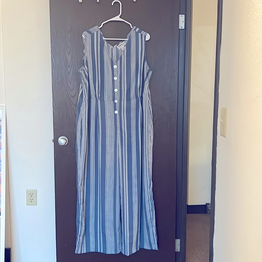Expressions Catalog Blue /White Stripe V Neck  Polyester JumpSuit... Size: 1X